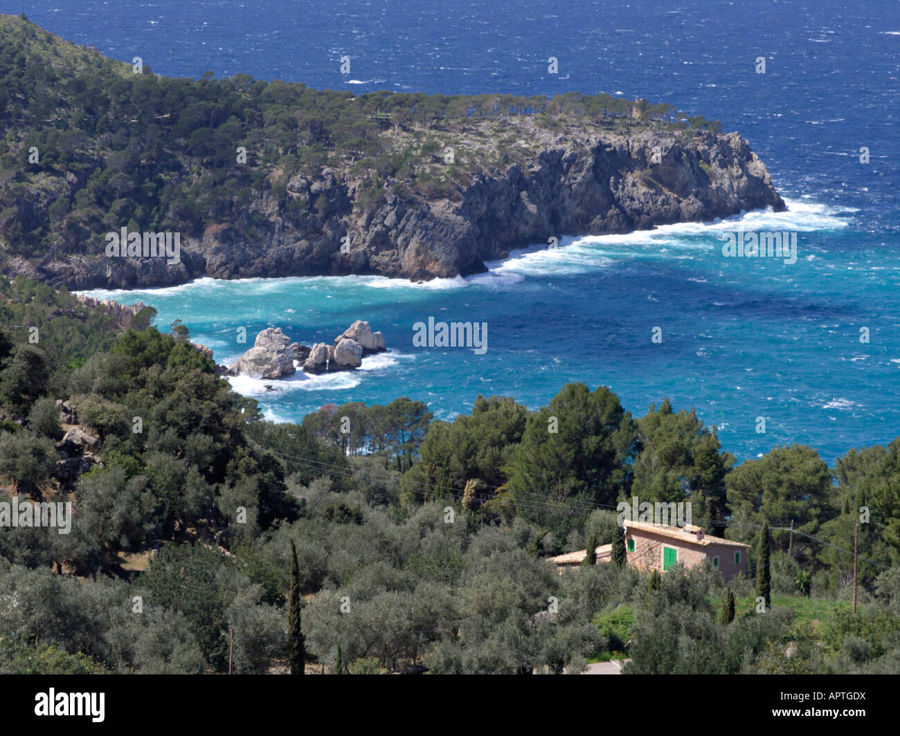 Costa abrupta, Mallorca, España Foto de stock