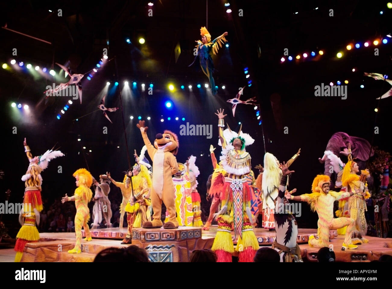 Este es el final de la emocionante Walt Disney World Show del Rey León Foto de stock