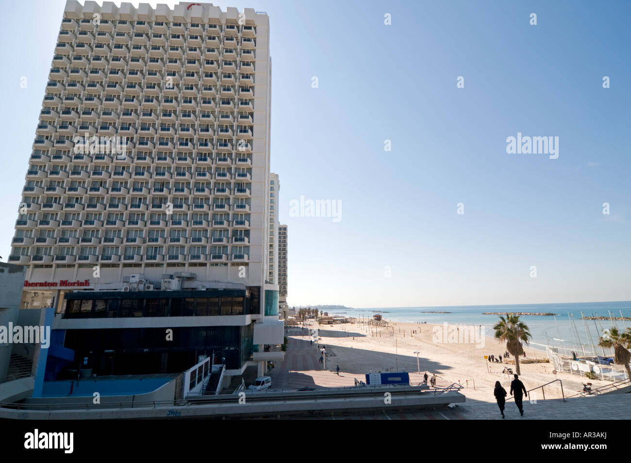 Israel, Tel Aviv el hotel avenida principal y la playa con el Hotel  Sheraton Moria en primer plano Fotografía de stock - Alamy