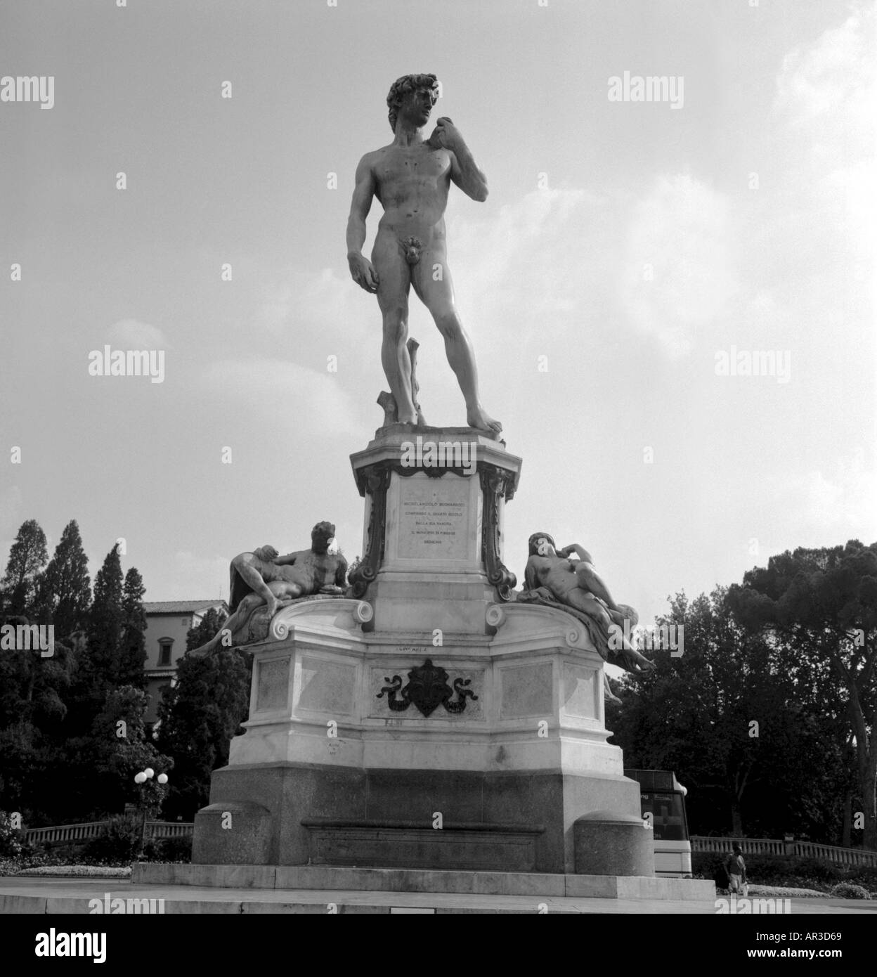 La escultura de David de Leonardo Da Vinci en Florencia Italia Fotografía  de stock - Alamy