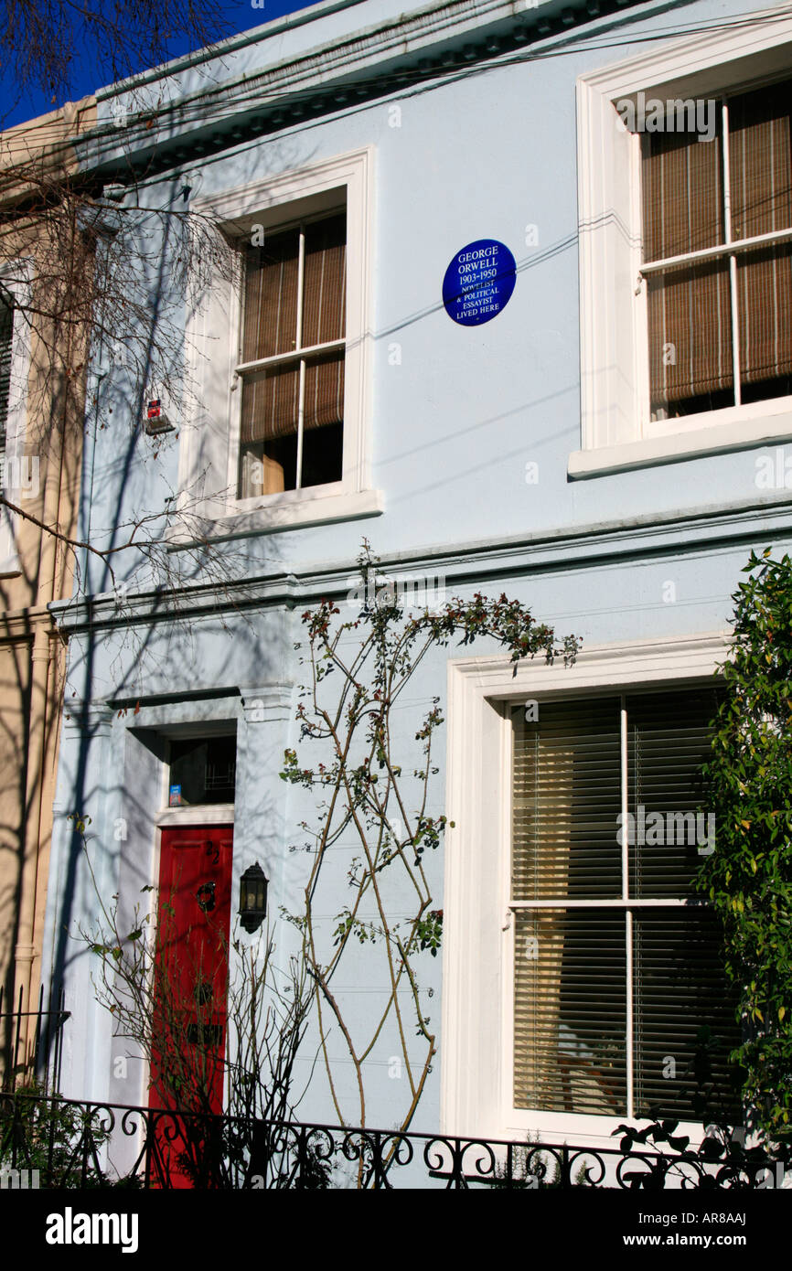 Placa azul casa en Portobello Road de Londres donde Eric Arthur Blair