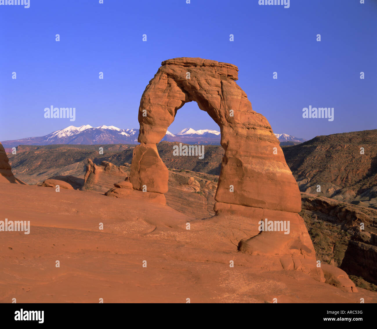 El arco delicado, Parque Nacional Arches, en Utah, EE.UU., América del Norte Foto de stock