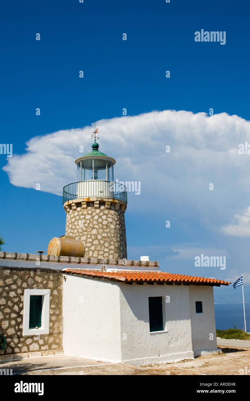 Lighthouse y acercándose a la tormenta, Zakynthos, Grecia Foto de stock