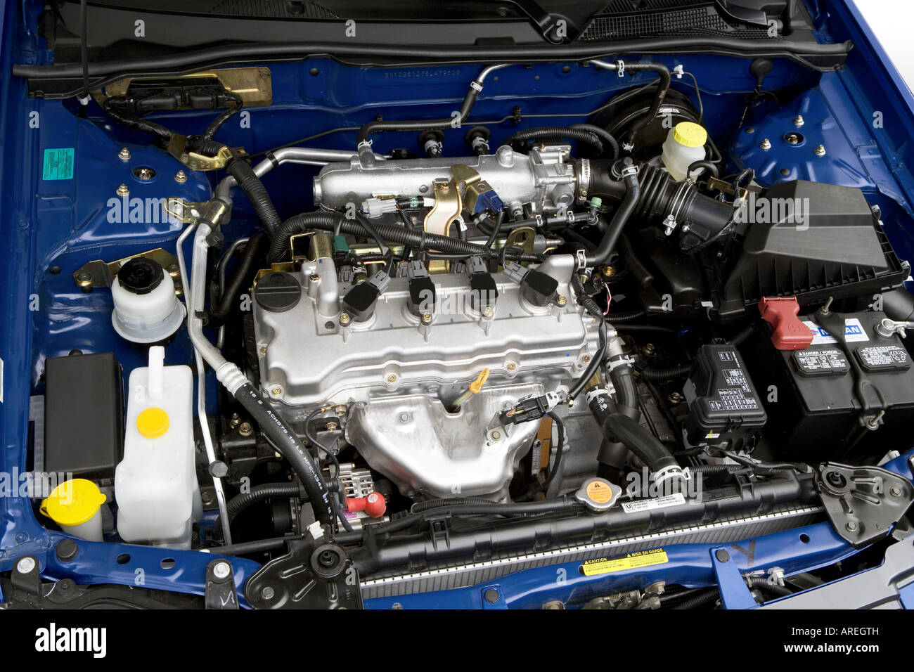 2006 Nissan Sentra 1.8 S Edición especial en color azul motor