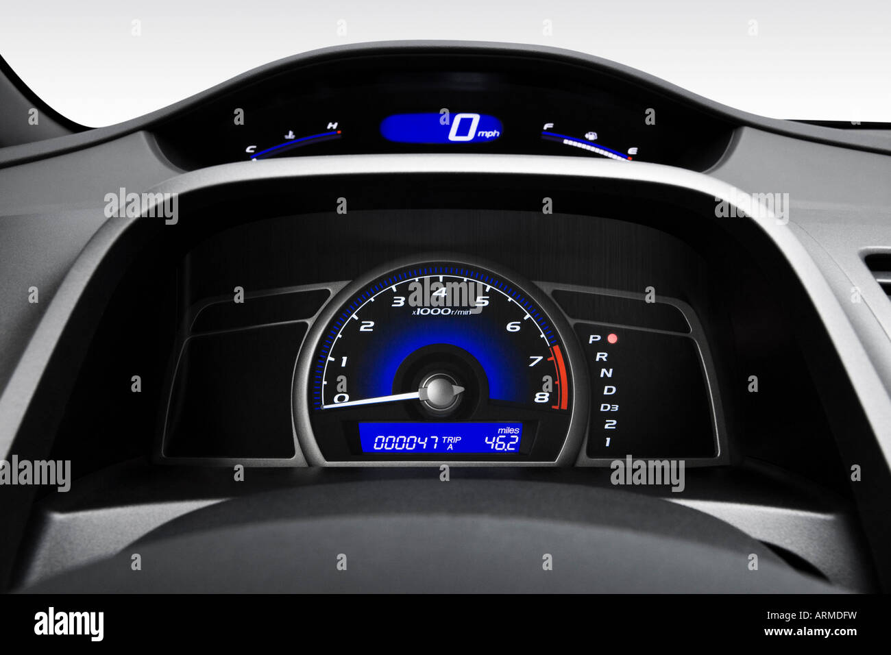 2008 Honda Civic LX en Azul - Velocímetro / tacómetro Fotografía de stock -  Alamy