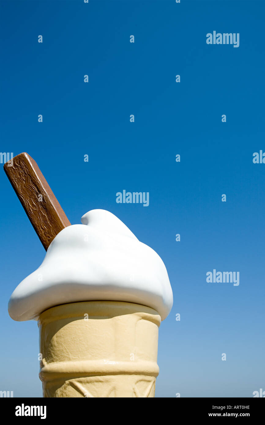 Modelo de un cono de helado Fotografía de stock - Alamy