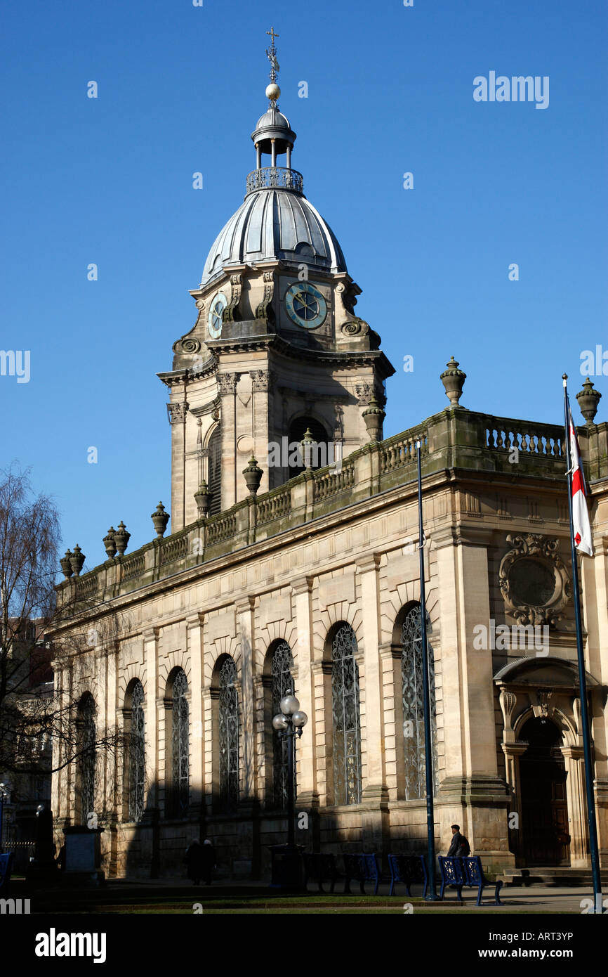 La catedral de BIRMINGHAM Birmingham West Midlands England Reino Unido tomado por la mañana temprano Foto de stock