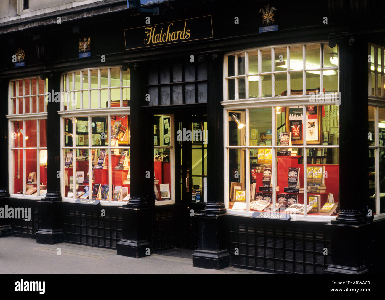 Hatchards London england uk hatchards bookshop fotografías e imágenes de alta ...