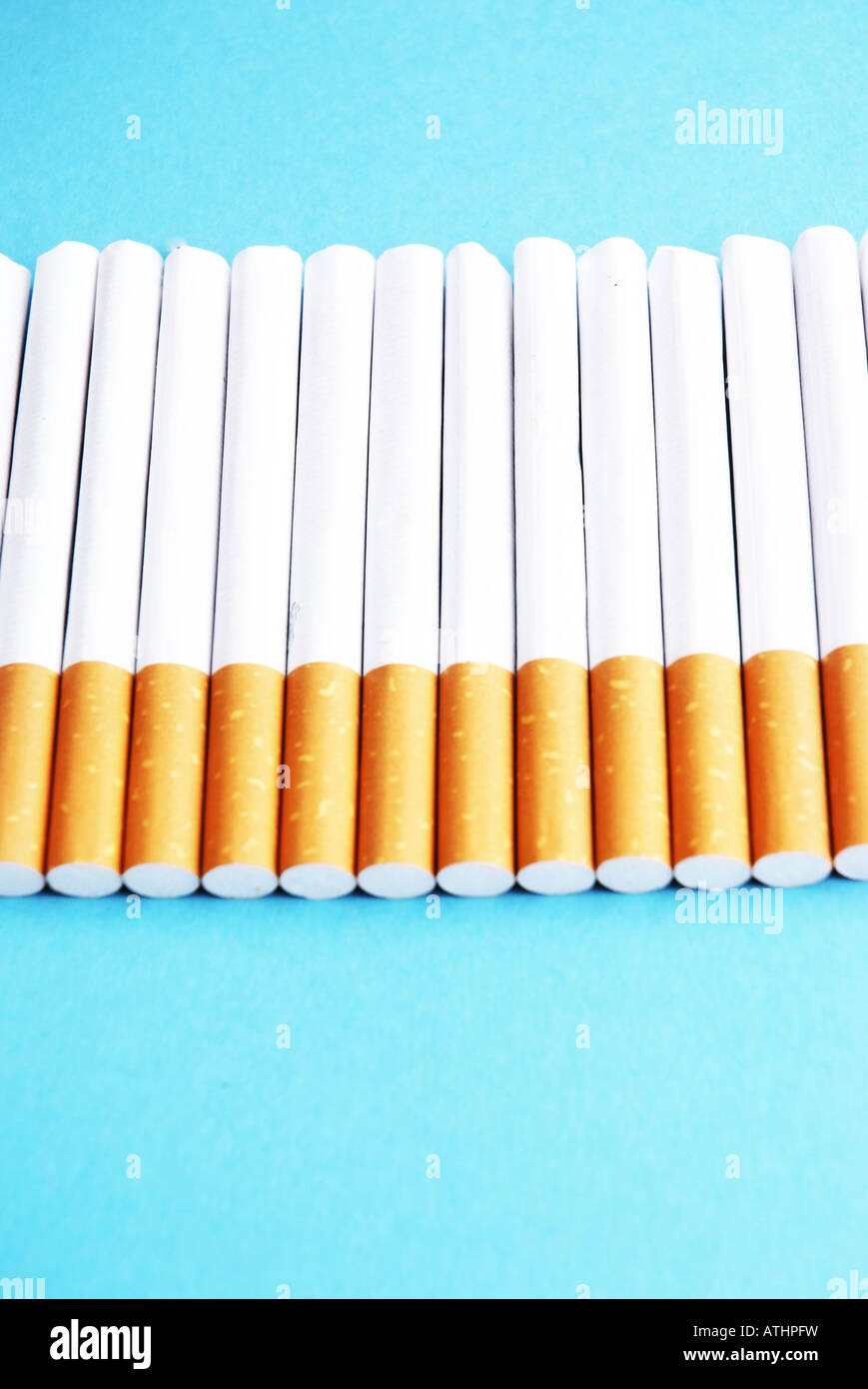Los cigarrillos Zigaretten Foto de stock