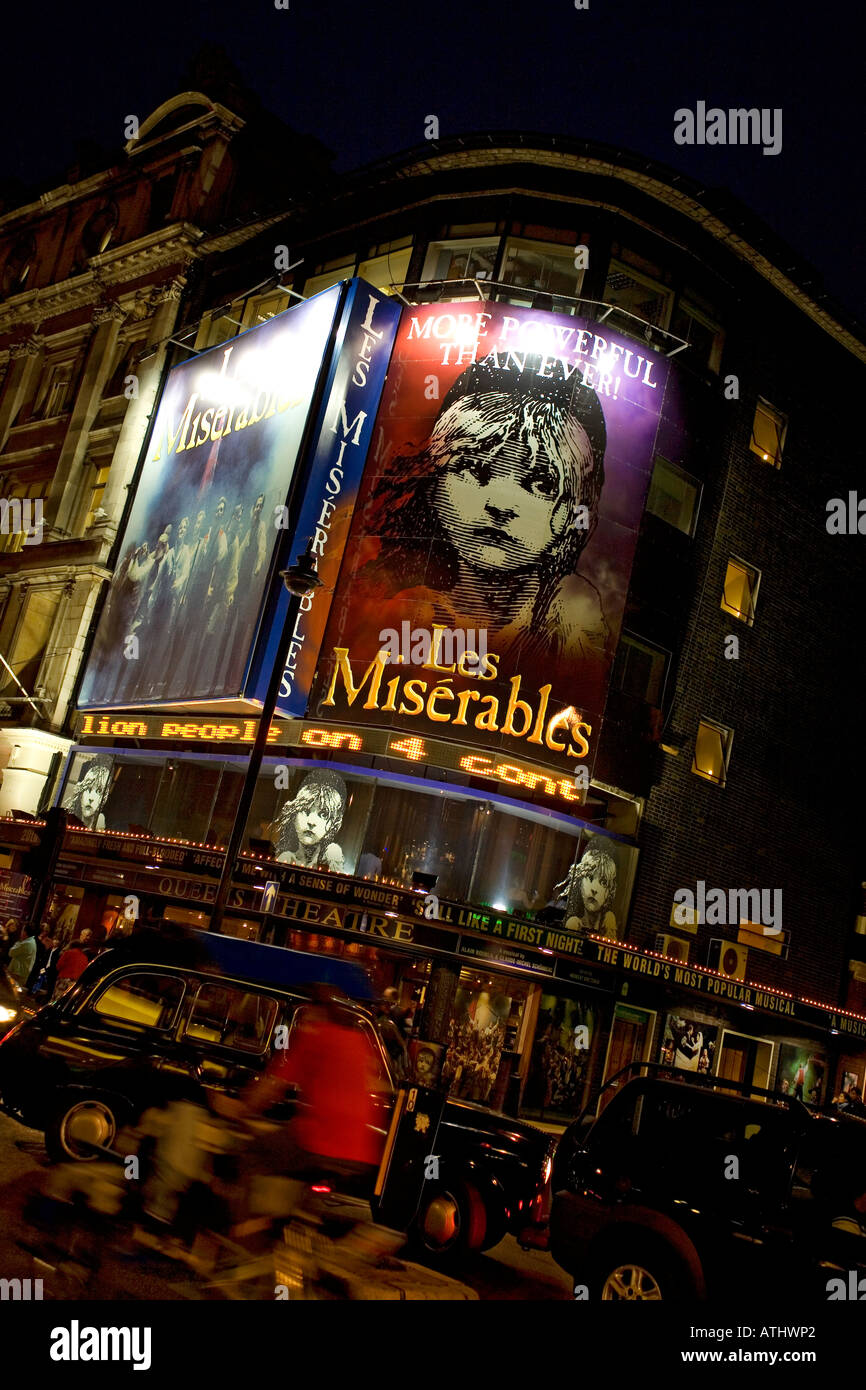 Los Miserables en el Queens Theatre de Shaftesburry Avenue Londres Inglaterra Foto de stock