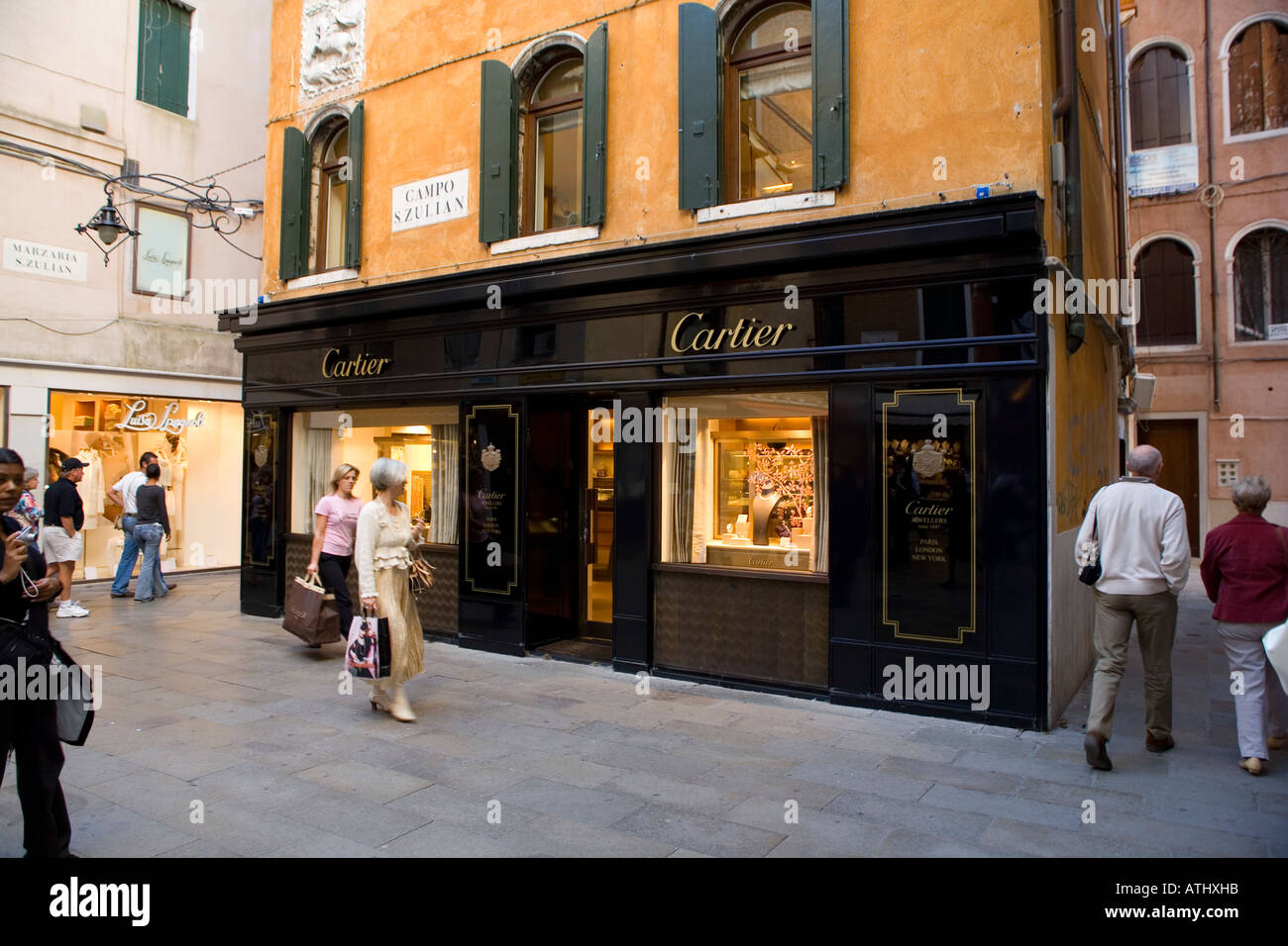 Luxury shops in venice italy fotografías e imágenes de alta resolución