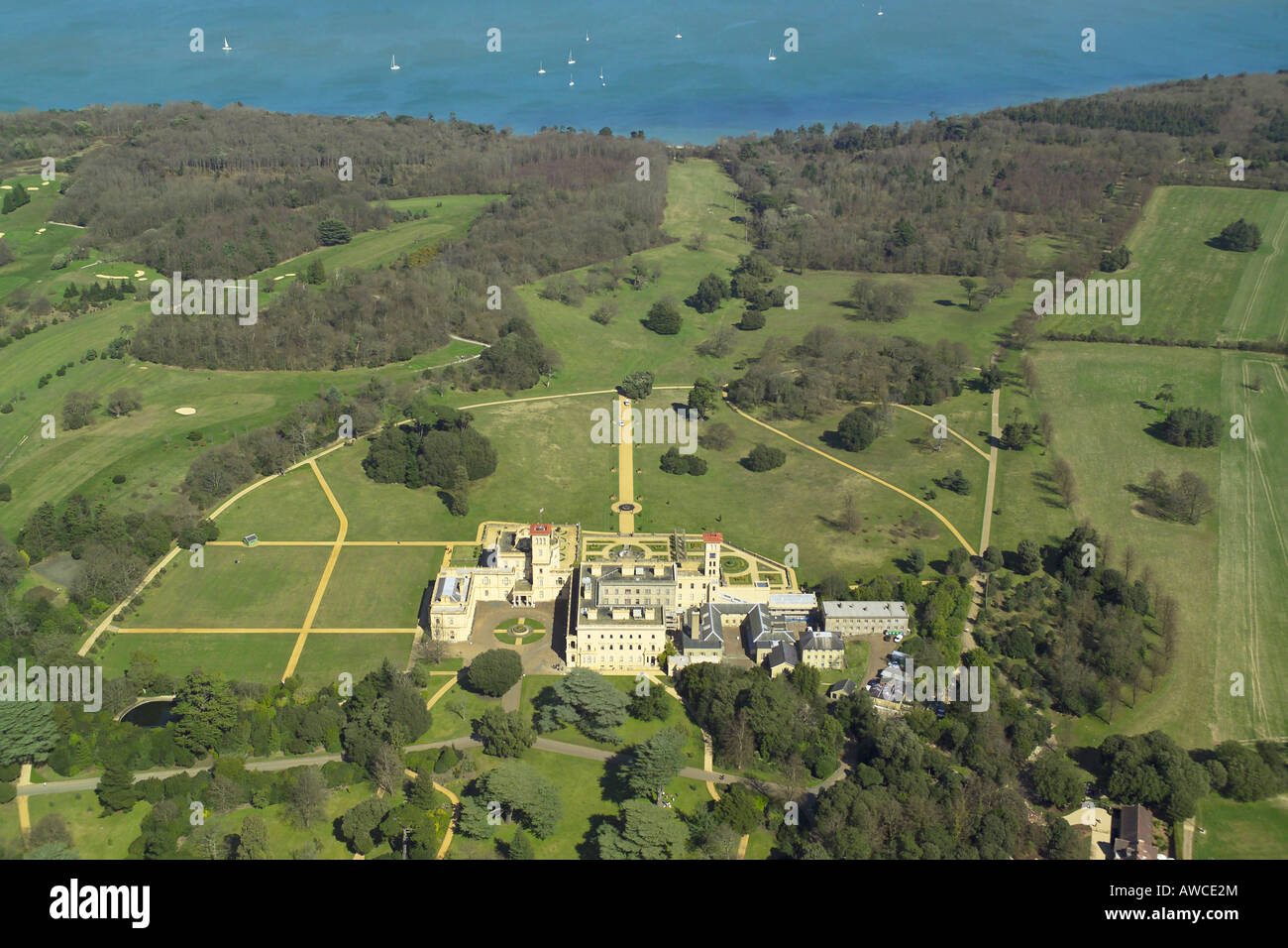 Vista aérea de la Osborne House en la Isla de Wight, que es la antigua residencia real de la Reina Victoria Foto de stock