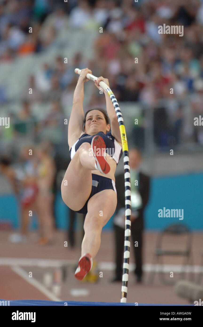 MELBOURNE 2006 Juegos Commonwealth KIRSTY MacGUIRE POLEVAULTER Foto de stock