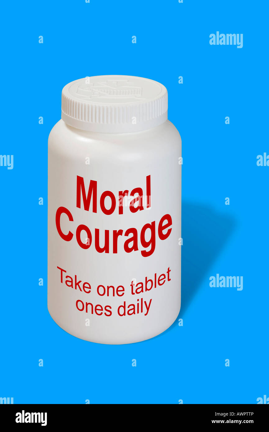 Coraje Moral como una medicina - imagen simbólica Foto de stock