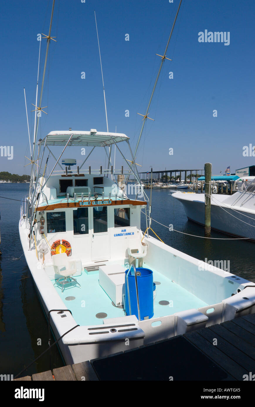 Barco de charter de pesca en el puerto en Panama City Beach, Florida  Fotografía de stock - Alamy