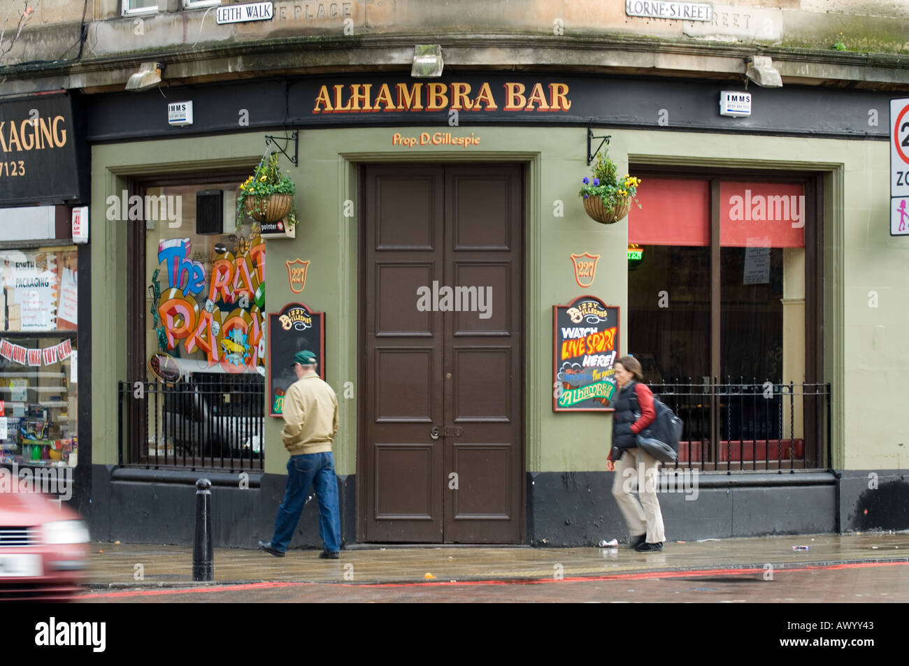 Alhambra bar fotografías e imágenes de alta resolución Alamy