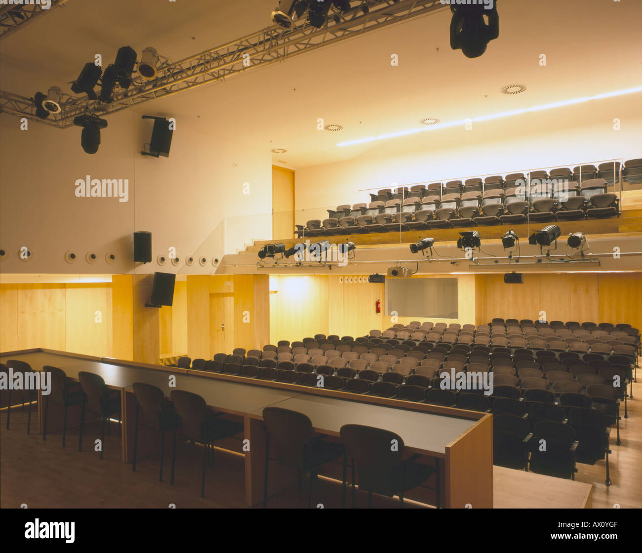 Biblioteca Jaume Fuster, Barcelona, España Fotografía de stock Alamy