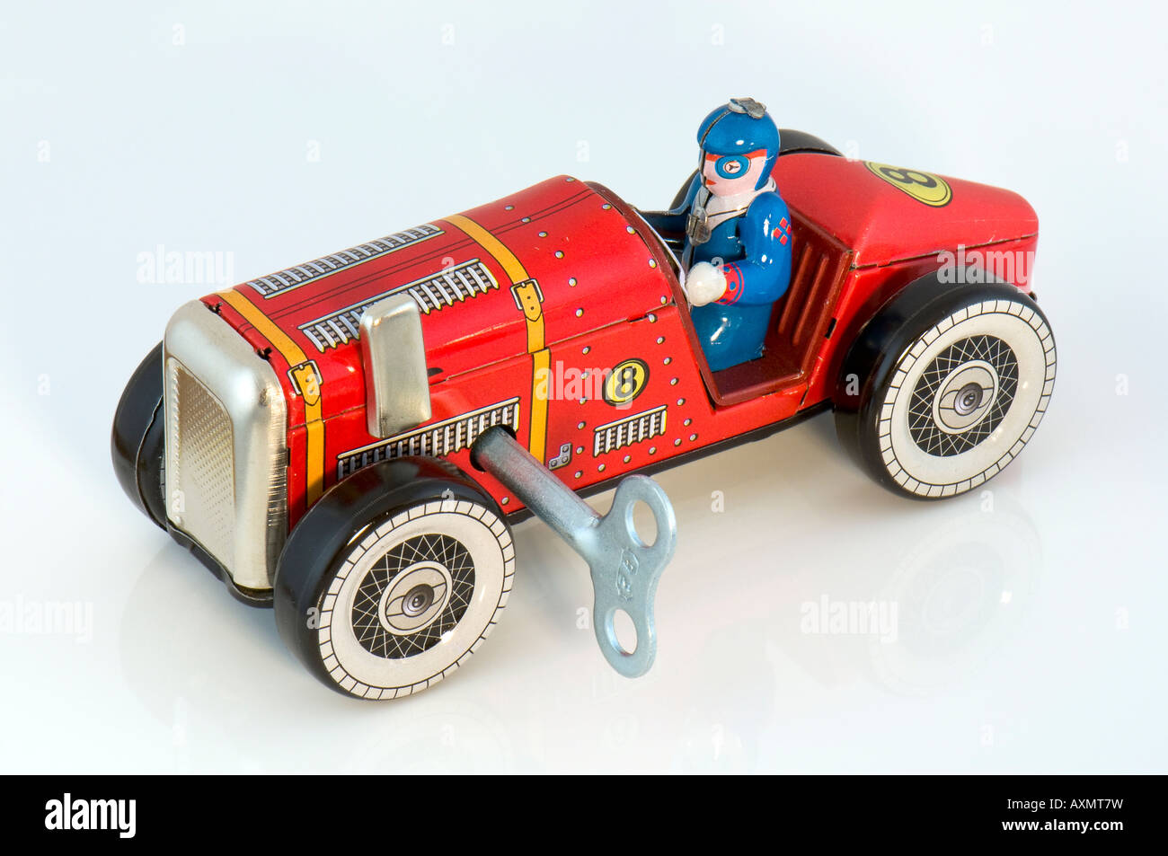 Carro de juguete antiguo fotografías e imágenes de alta resolución - Alamy