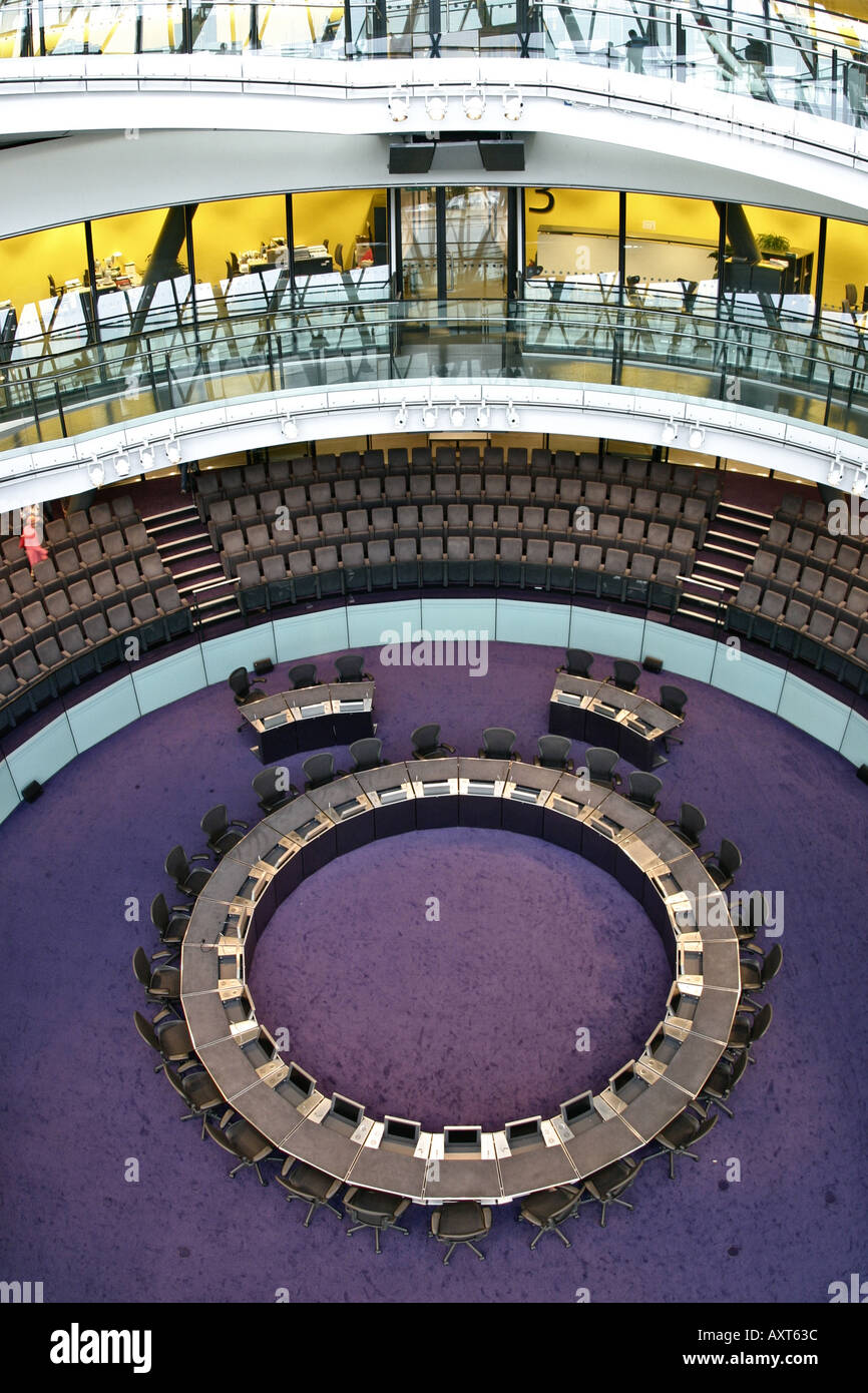 Interior de GLA City Hall de Londres Foto de stock