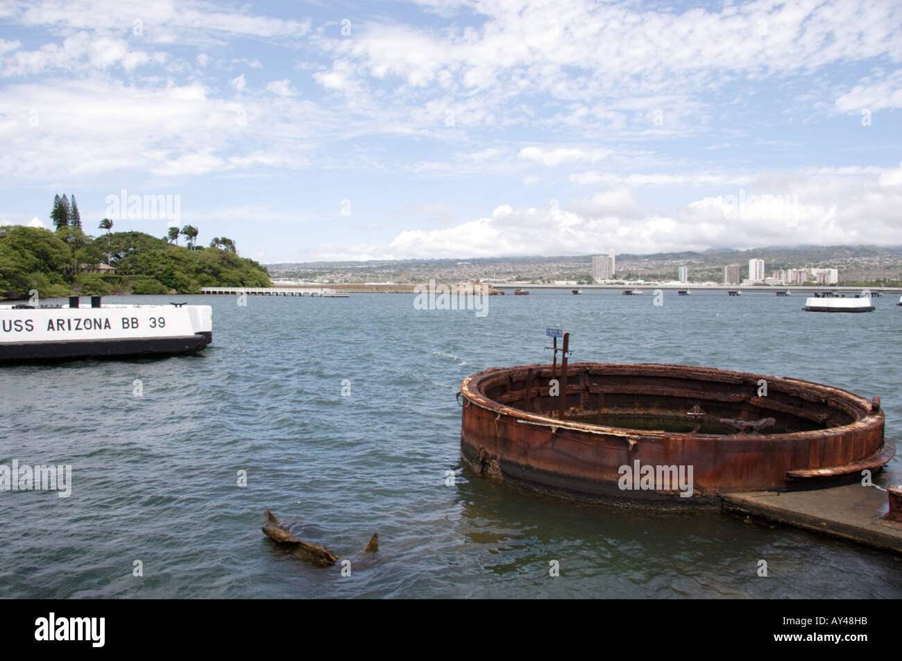 USS Arizona Memorial en Pearl Harbor, Hawai Foto de stock