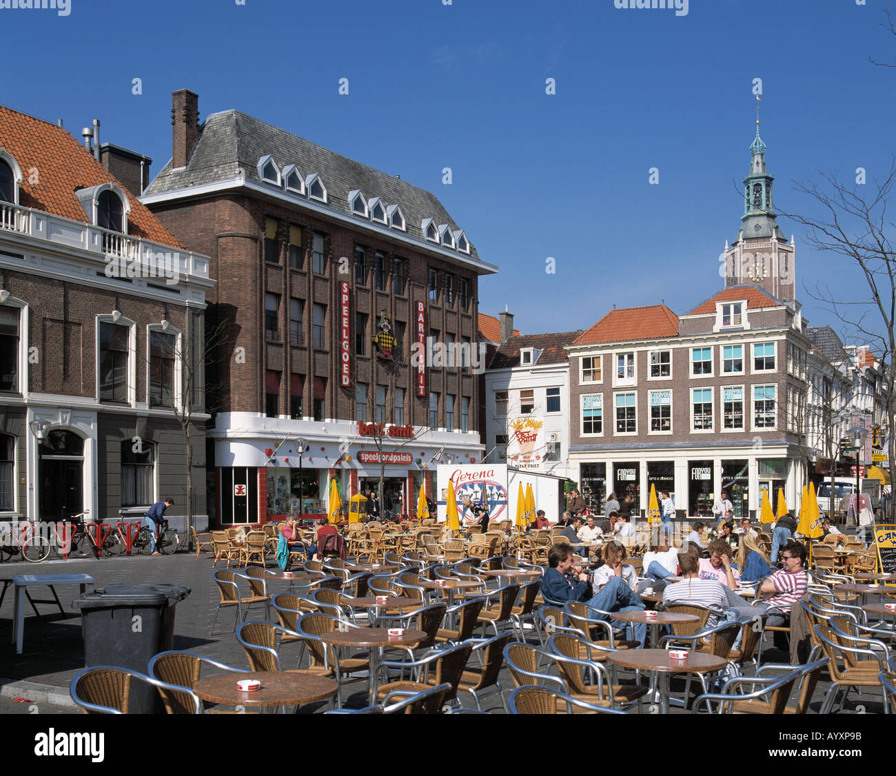 El Grosser Markt mit Grote Kerk en Den Haag, Suedholland Foto de stock