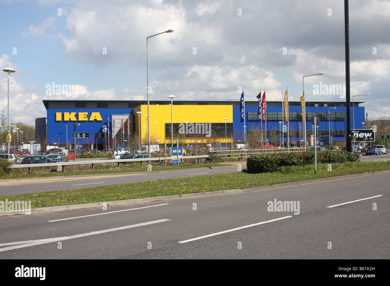 Ikea fuera de la ciudad, hogar amueblar mega store en Milton Keynes, Reino Unido. Foto de stock