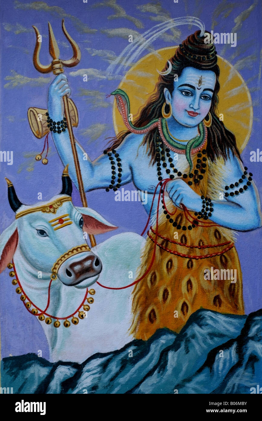 Mural sobre la pared del templo hindú de señor Shiva y su vaca Nandi, India Foto de stock