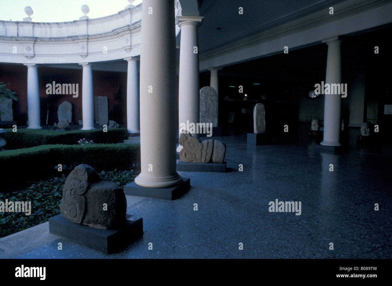 Esculturas mayas en el Museo Arqueológico