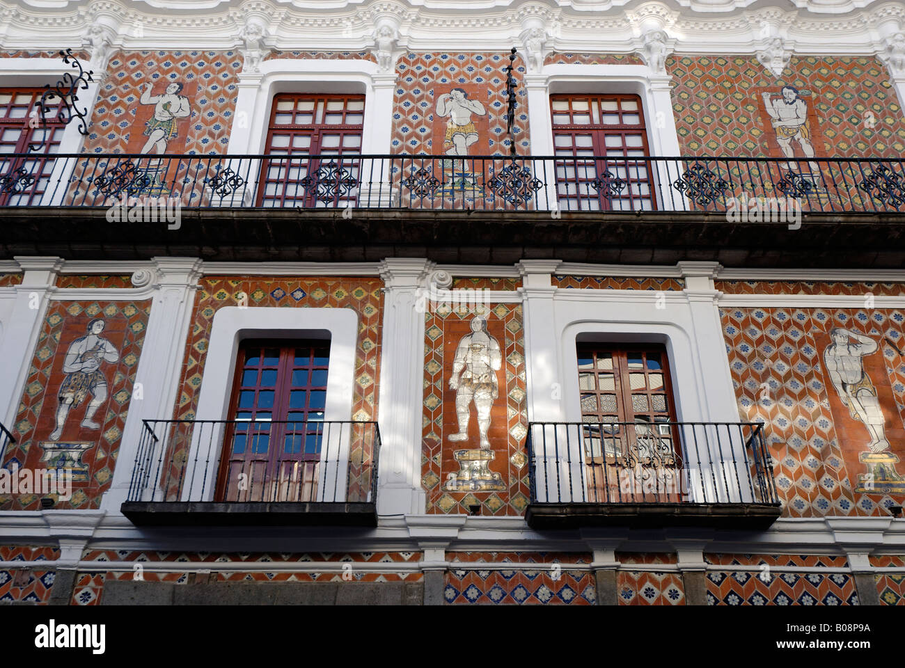 Azulejos de Talavera, la Casa de los Munecos, Sitio del Patrimonio Mundial de la UNESCO, Puebla, México Foto de stock