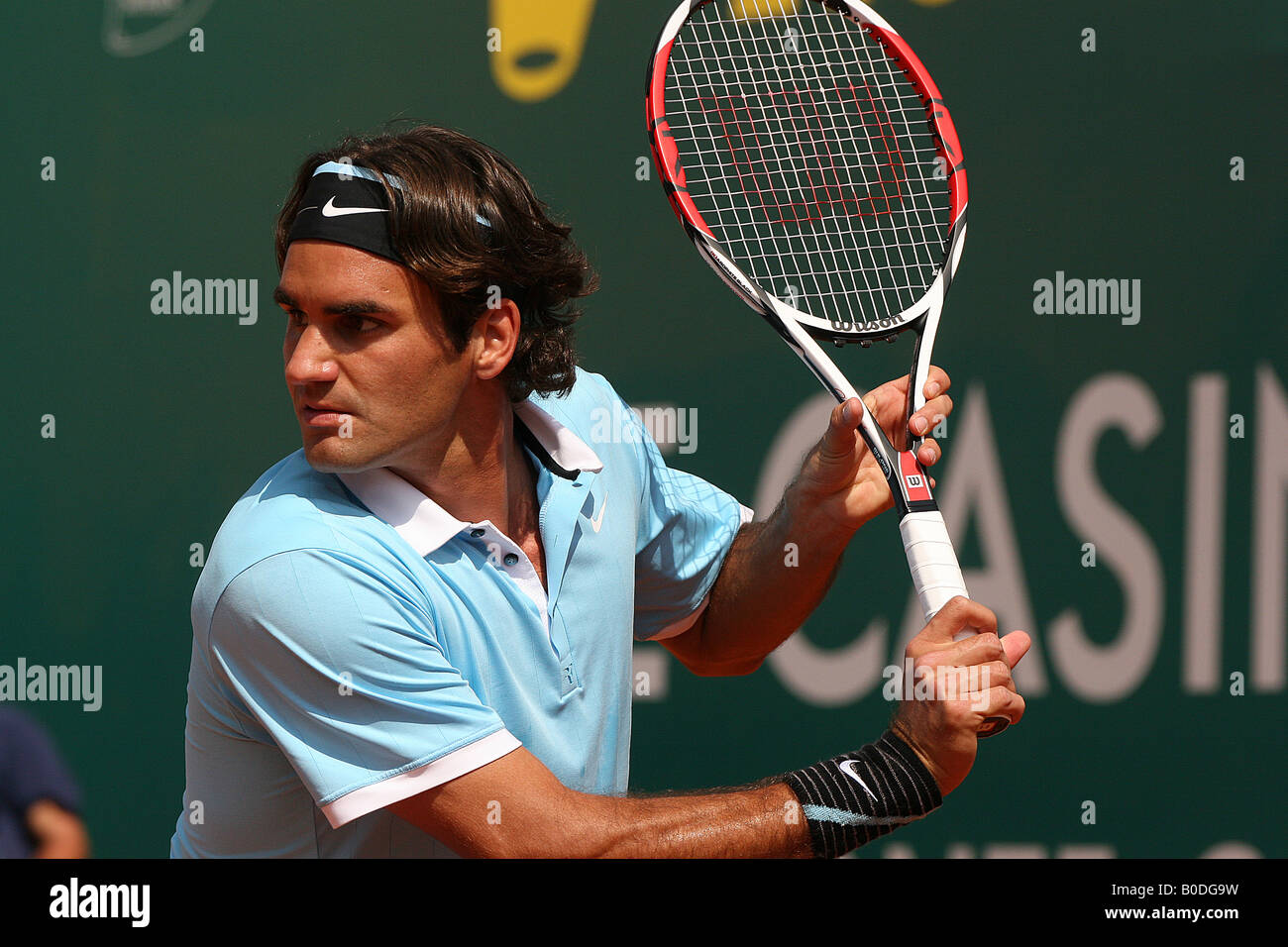 Roger Federer en acción, ATP Masters Series en Mónaco Foto de stock