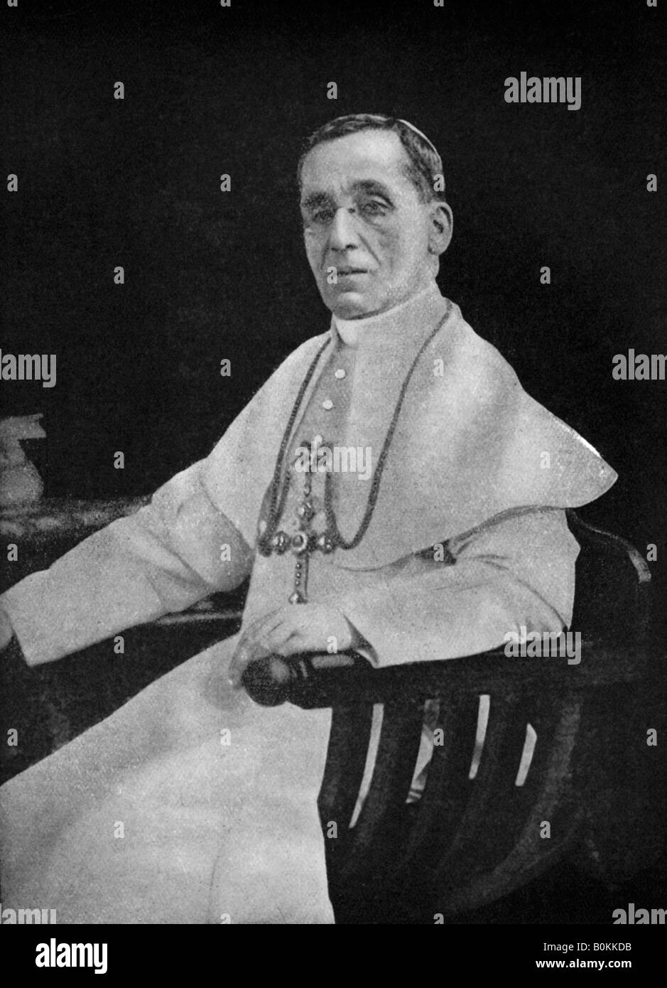 El Papa Benedicto XV, 1920. Artista: D'Alessandri Foto de stock