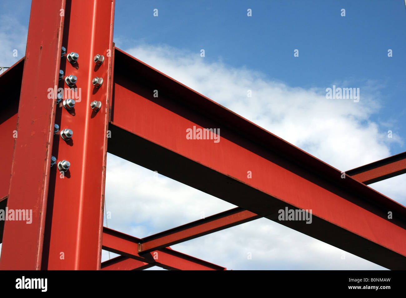 Viga de construcción de viga en h fotografías e imágenes de alta resolución  - Alamy