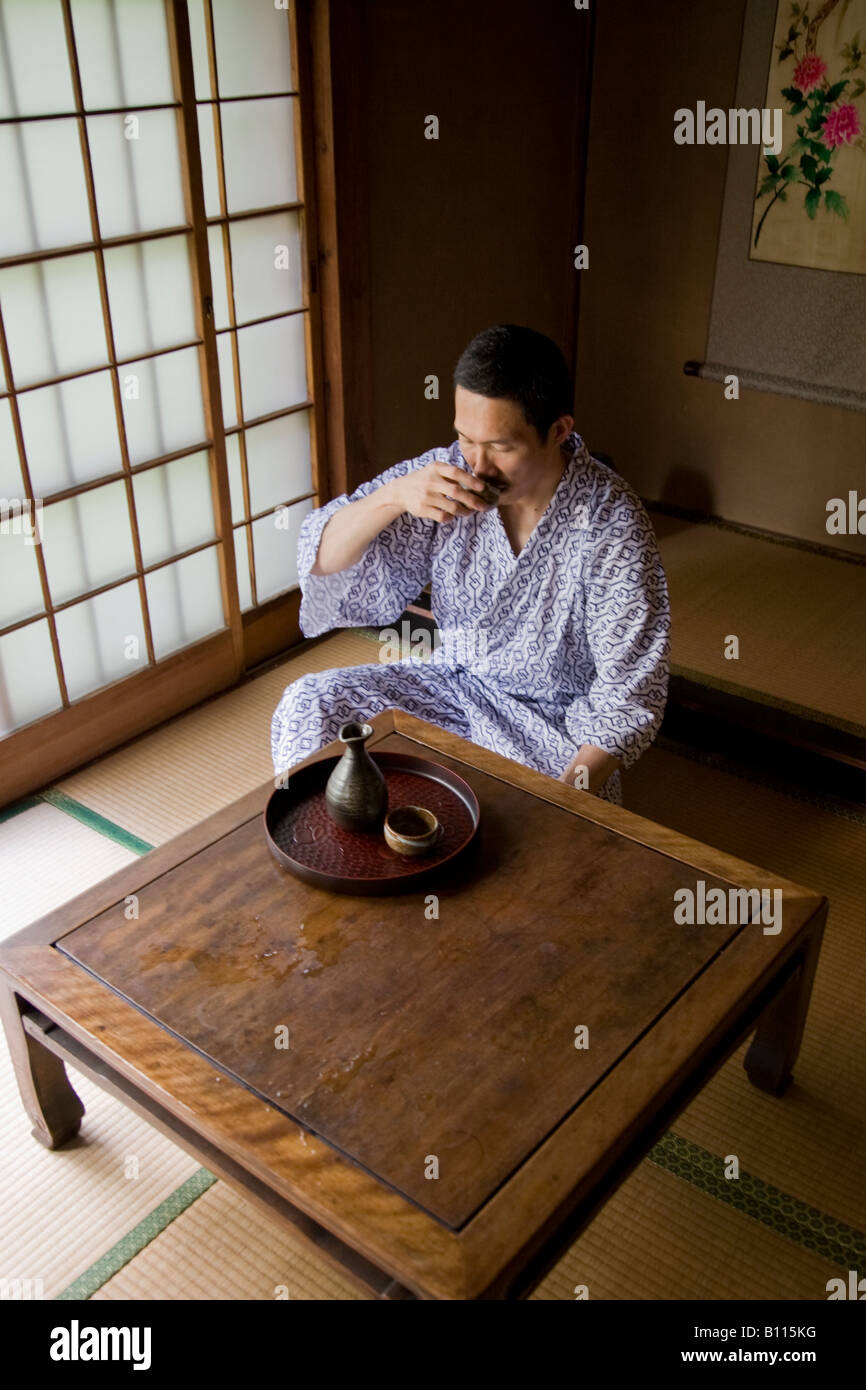 Tatami japonés fotografías e imágenes de alta resolución - Alamy