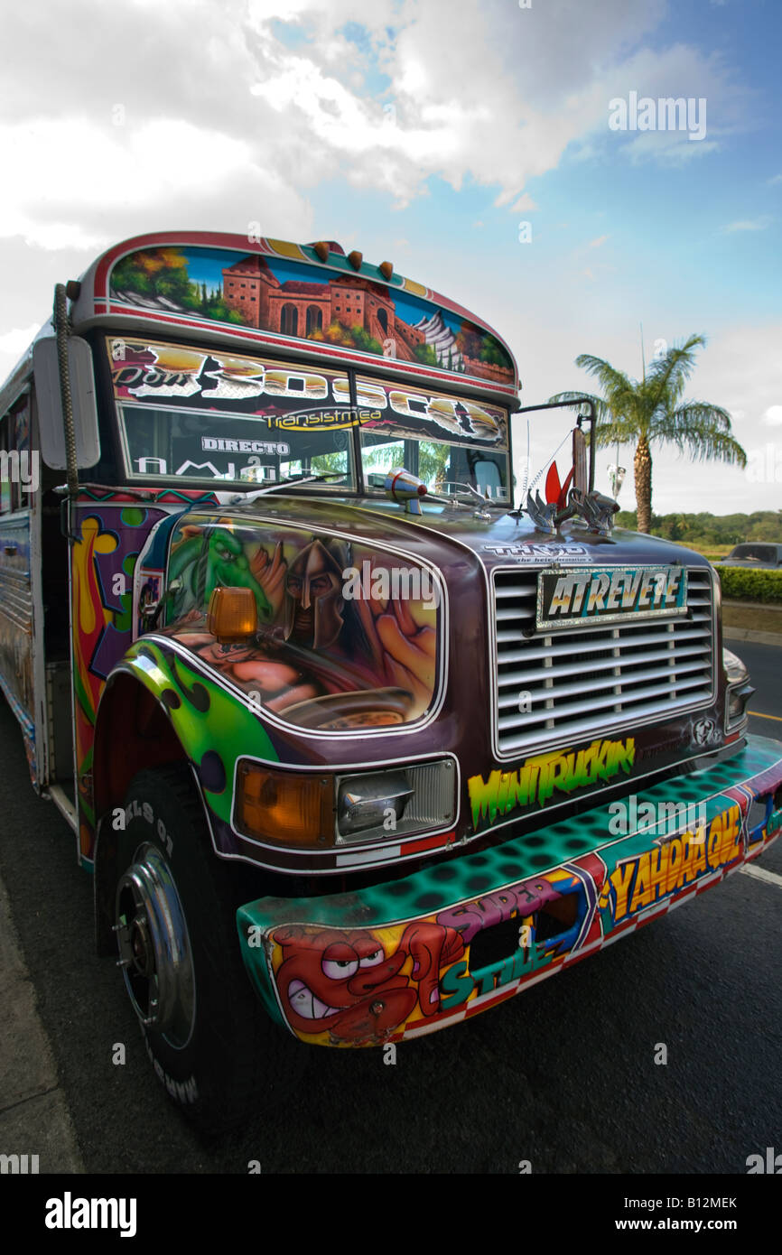 Diablo rojo roja pintada diablo BUS Ciudad de Panamá, República de