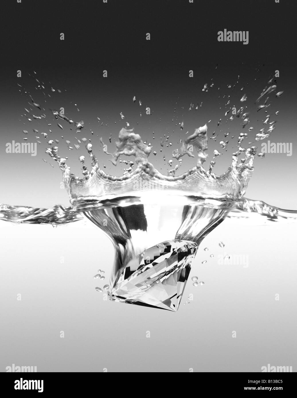 Se ha caído al agua Diamante Fotografía de stock - Alamy