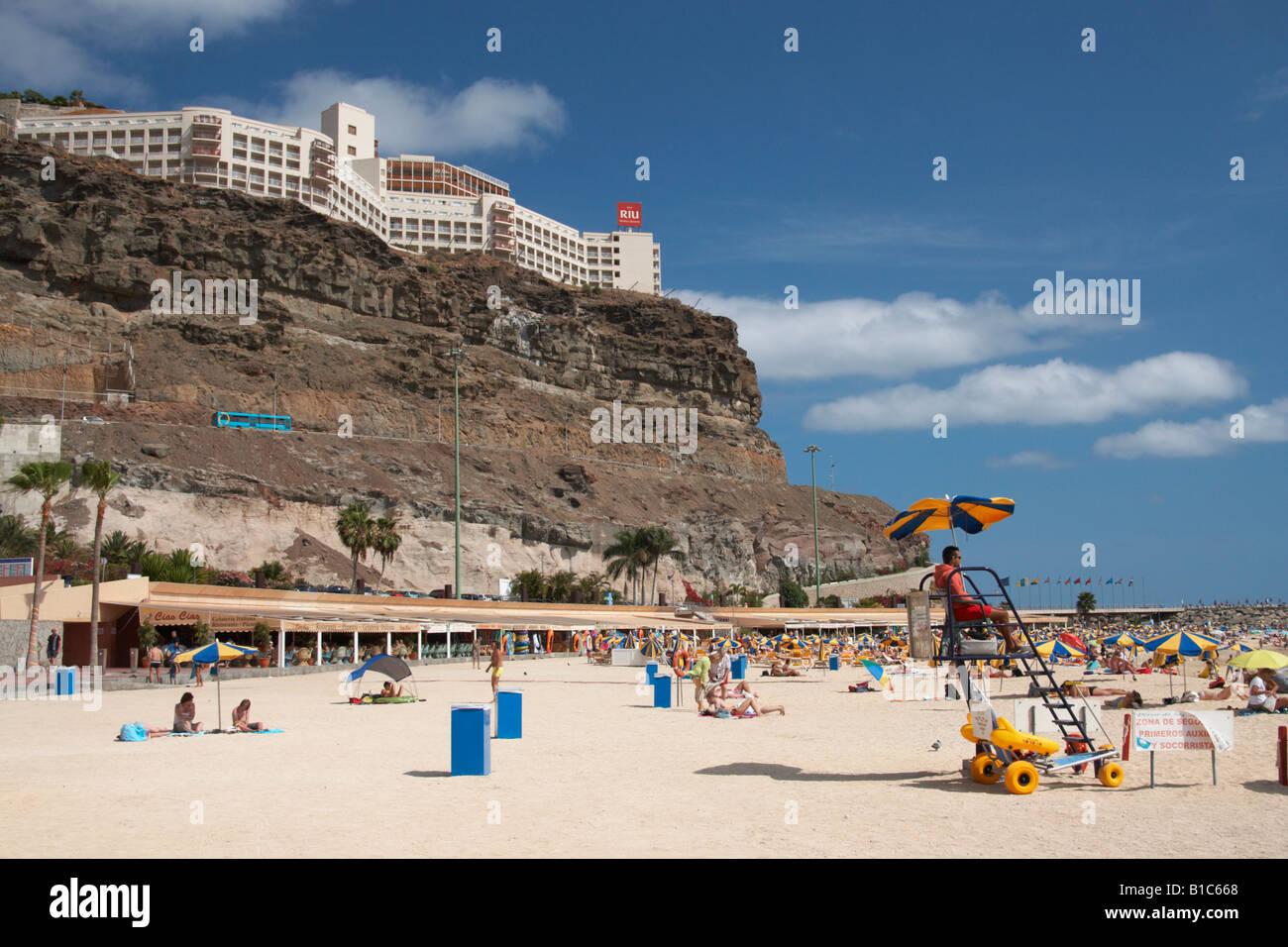 Hotel Riu Vistamar con vistas a la Playa de los Amadores Cerca de Puerto en  Gran Canaria en las Islas Canarias Fotografía de stock - Alamy