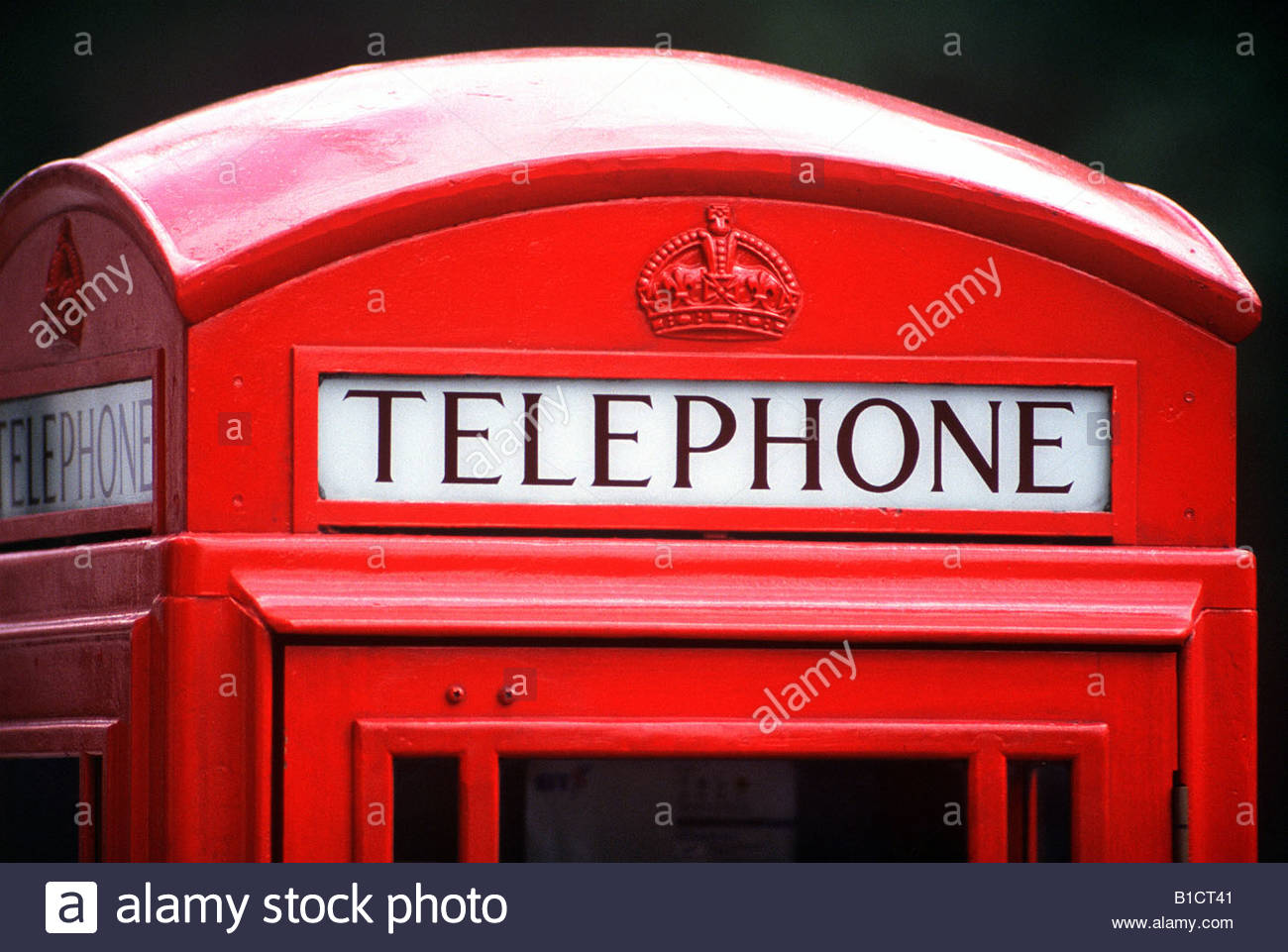 Inglaterra Gran Bretana Ingles Reino Unido Londres Cuadro Telefono Rojo Llamada Telefonica Tradicional Tipo Antiguo Londres Fotografia De Stock Alamy