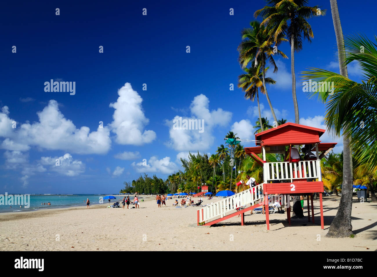 La playa Luquillo (Balneario Luquillo) & Mar sin Barreras en Luquillo ...