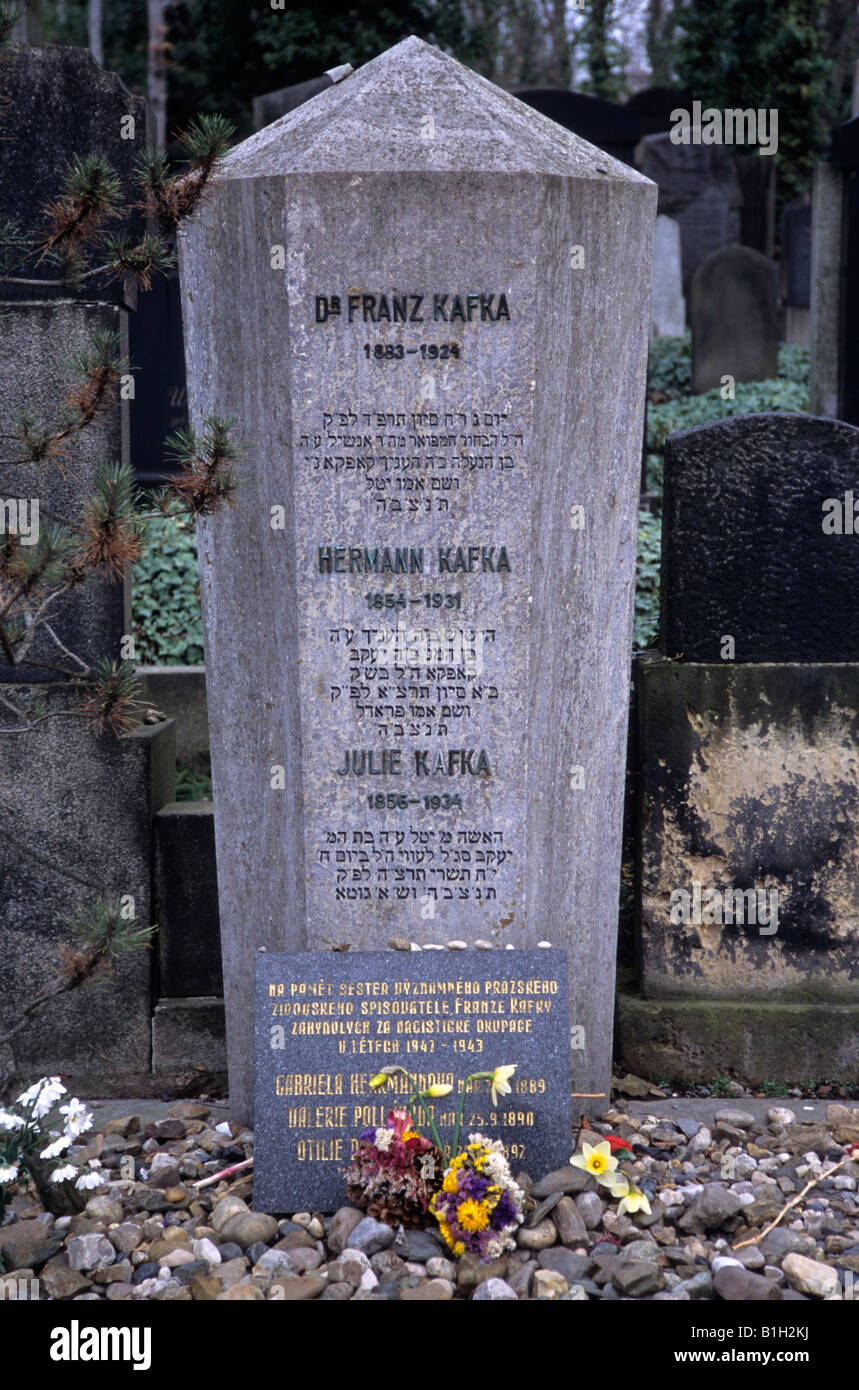 La Tumba de Franz Kafka, Praga, República Checa Foto de stock