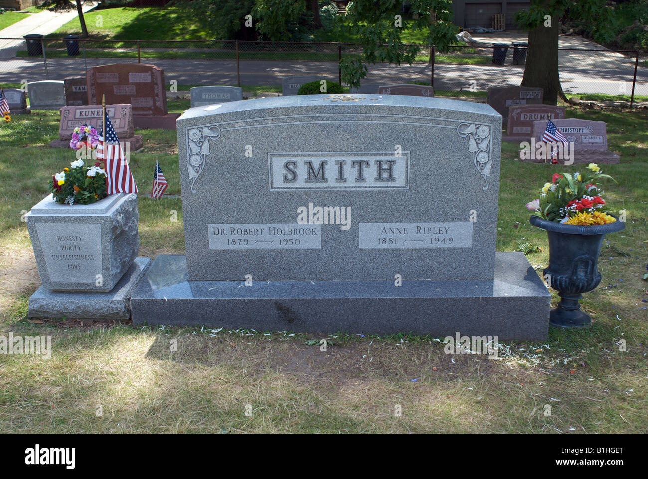 Tumba de Dr. Bob Smith, fundador de Alcohólicos Anónimos en Akron Ohio