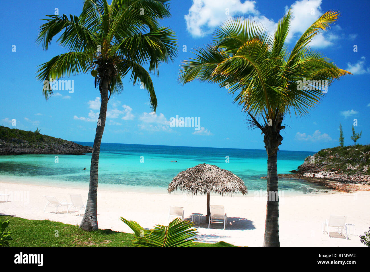 La playa de Cala en Eleuthera Foto de stock