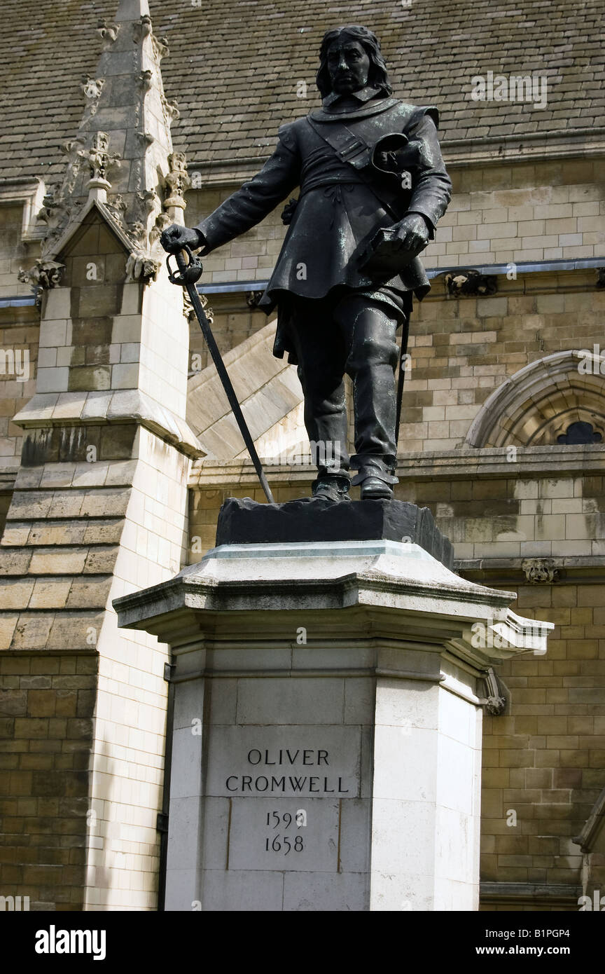 Oliver Cromwell estatuto Foto de stock