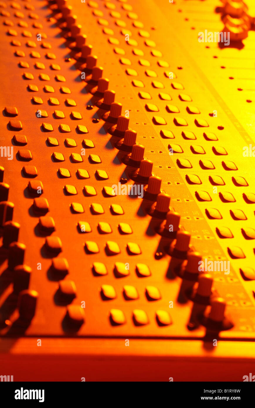 Teclas de control, consola de mezclas profesional, mesa de mezclas, soundboard Foto de stock