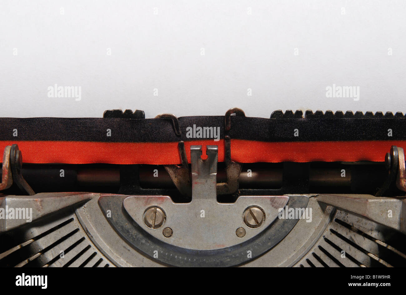 Cinta de máquina de escribir fotografías e imágenes de alta resolución -  Alamy