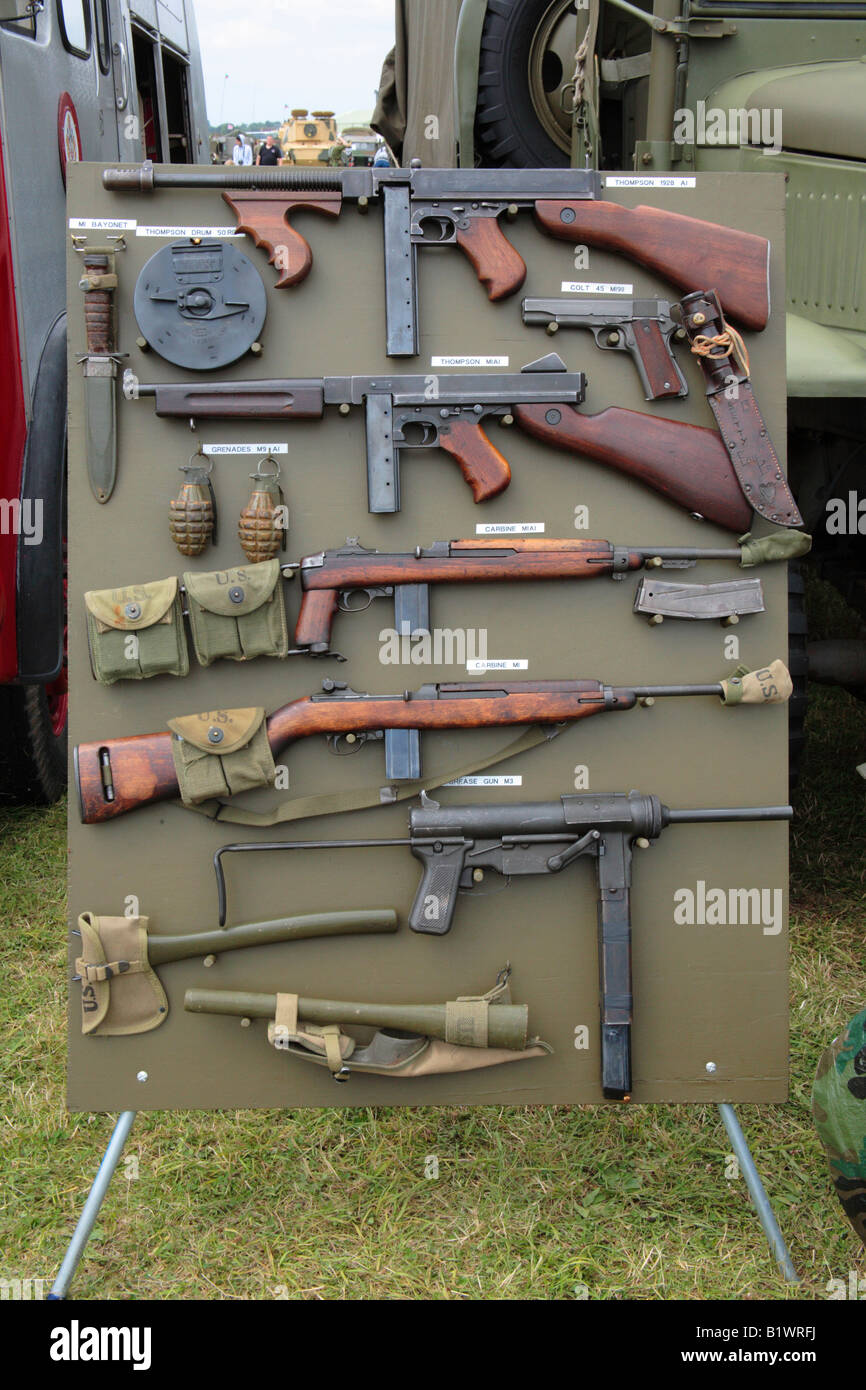 La segunda guerra mundial armas automáticas Fotografía de stock - Alamy