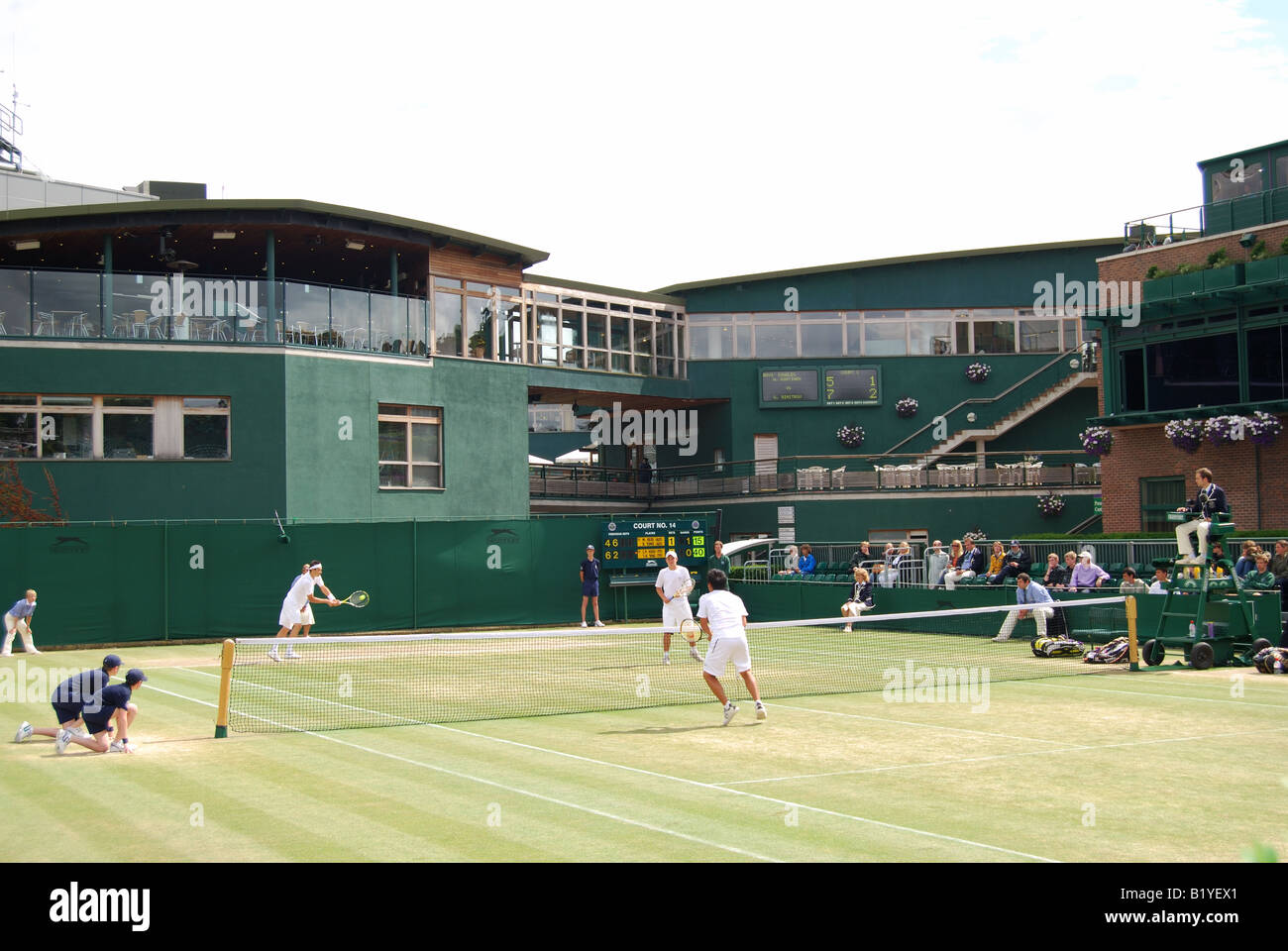 Corte al aire libre, los campeonatos de Wimbledon, Merton Borough, Greater London, England, Reino Unido Foto de stock