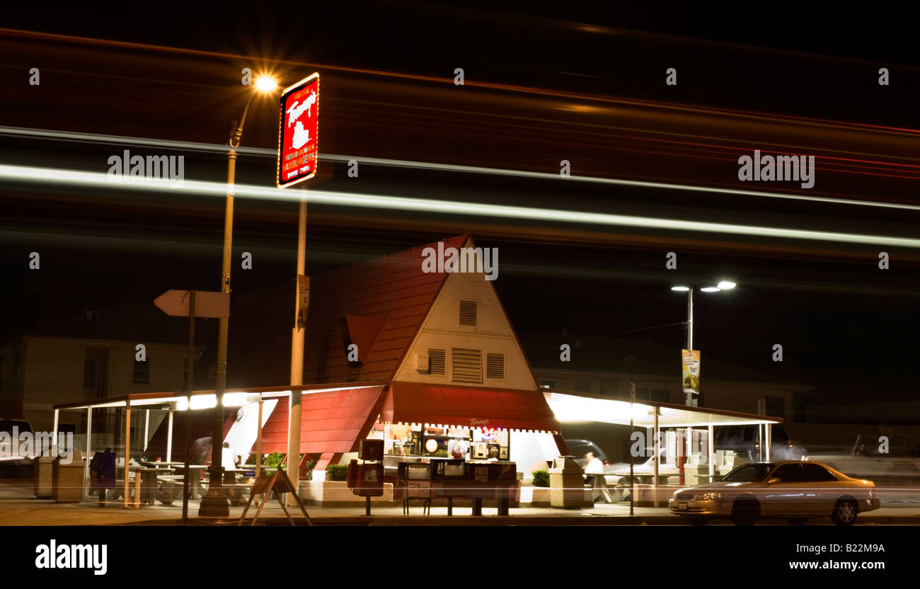Hamburger Stand, Escena nocturna, California Foto de stock