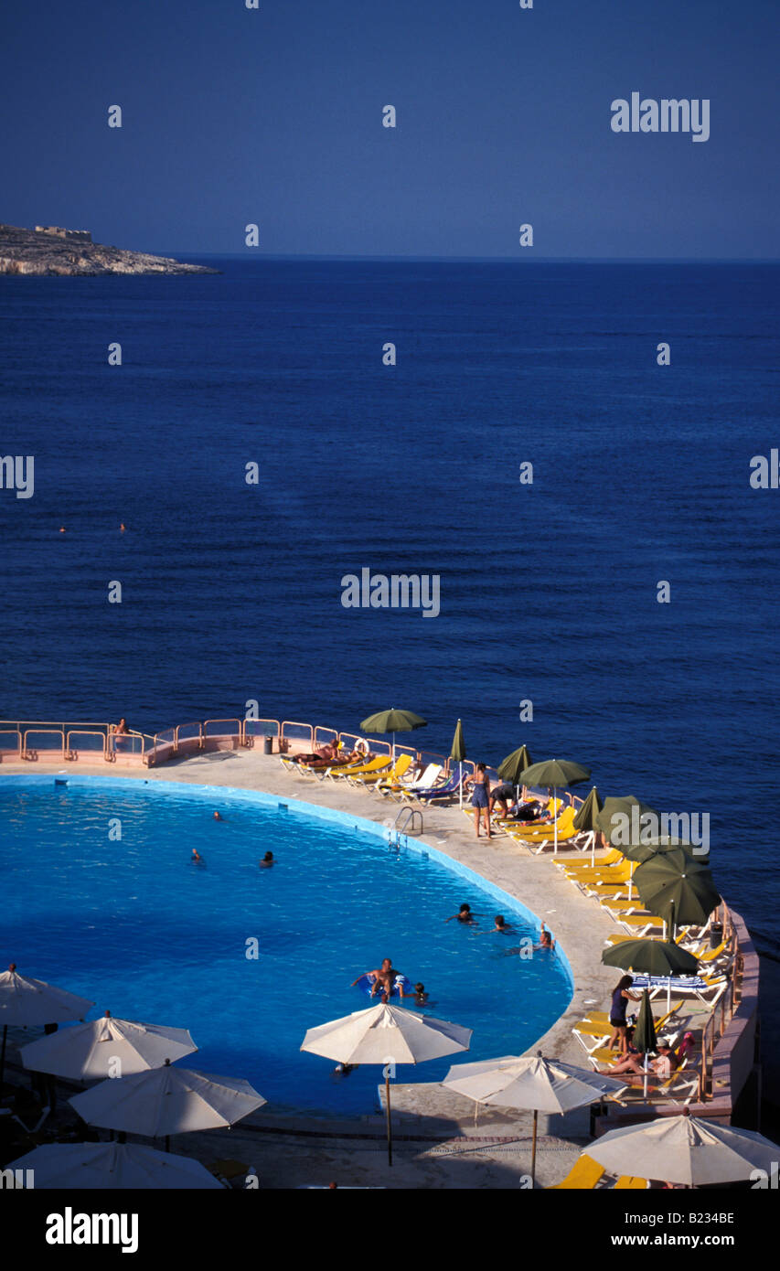 Piscina Comino Hotel en Isla de Comino Malta Fotografía de stock Alamy