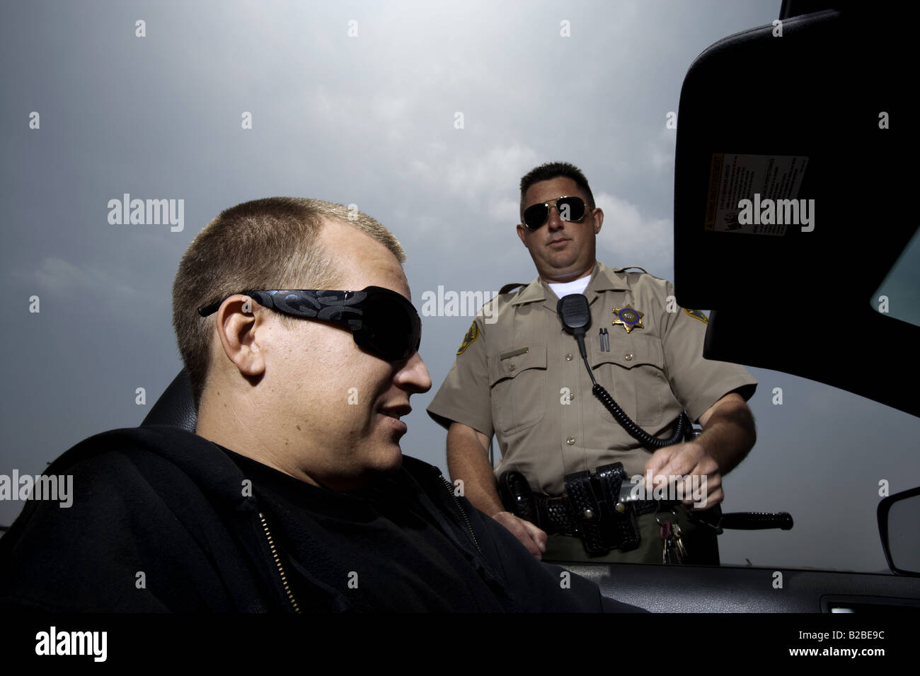 Policía del paquete fotografías e imágenes de alta resolución - Alamy