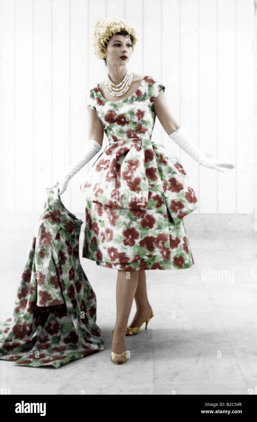 Moda de los años cincuenta, foto histórica Foto de stock